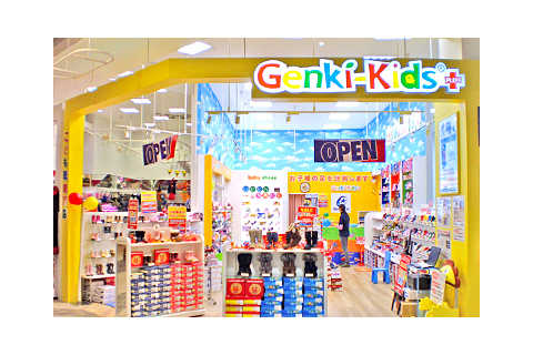 子ども靴の接客販売・サイズ計測スタッフ（ゲンキ・キッズ　イオンモール浜松市野店）の求人画像３